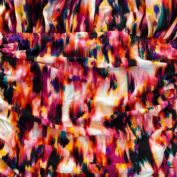 Kenneth Cole one-piece swimsuit, EUC, M, Pink - Picture 3 of 6